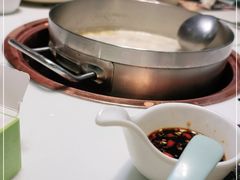 -洪氏嗨捞·猪肚鸡火锅(阳光天地店)