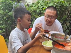 -铁锅哥米线