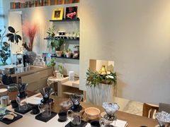 -luutosa  cafe & tea 鹿兔山