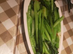 -新大咀港式茶餐厅(宝山万达店)