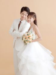 -蒙太奇婚纱摄影(万达店)