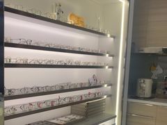 -视野联行眼镜·蔡司·尼康战略合作店(城西银泰店)