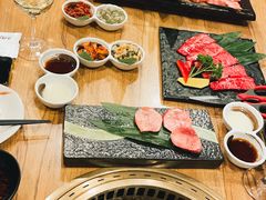 -炼火烤肉店
