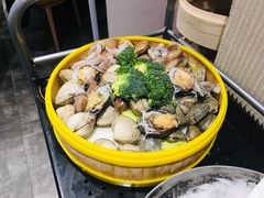 -日进一片海.生腌海鲜火锅.宵夜烧烤(三里屯总店)