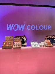 -WOW COLOUR