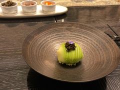 牛油果醉蟹沙拉·鲟龙鱼籽-民国红公馆·艺文空间(颐和路店)