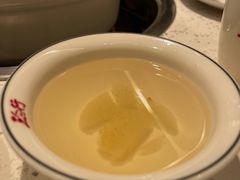 -三人行骨头王火锅(长寿店)