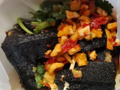 -黑色经典臭豆腐·湖南特产(步行街店)