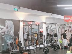-健变健身俱乐部(前海天虹商场店)