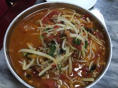 -红鼻子桂林米粉(金唐新光界店)