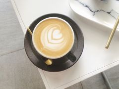 -UNI UNI(环亚凯瑟琳店)