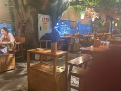 -城墙拐拐火锅(三峡广场黑金冠店)