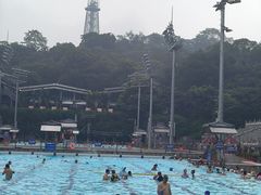 -越秀山游泳场