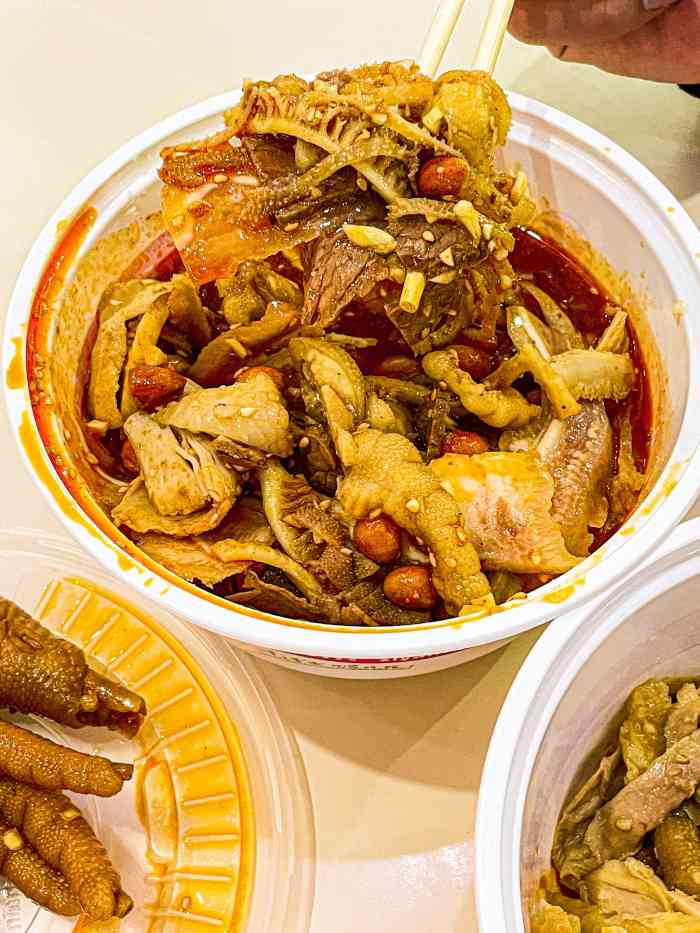 紫燕百味鸡(圣湖路店)-"「夫妻肺片」基本有看到的推广,都有推这道.