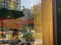 -见面聊 CAFE 行善店