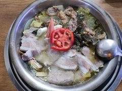 -泸州酸菜豆花火锅川师店