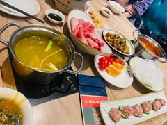 -龙聚德北京烤鸭(沙坪坝华宇A馆店)