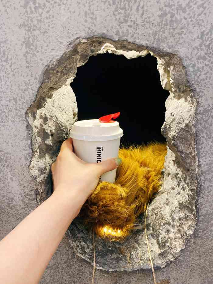 熊爪咖啡hinichijou(人民广场店)