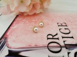 -威德钻石-克拉钻大本营(南京东路店)