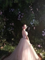 -雪中彩影婚纱摄影·微光艺术中心