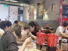 大堂-何记花甲(海岸城旗舰店)