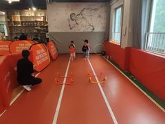 -悦动体能篮球羽毛球网球(三里河店)