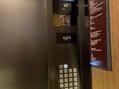 -怡豪大饭店·49楼旋转自助餐厅