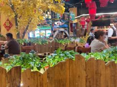 -老滇山寨•云南特色菜•地方菜•民族风情歌舞表演(金碧店)