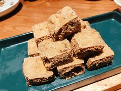 干炸臭豆腐-弄堂里·寻味杭州(湖滨银泰in77C区店)