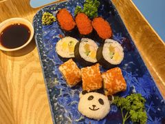 -美食小镇·观赏珍稀鸟类·长隆熊猫酒店