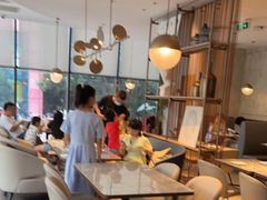 -必胜客(武汉欢乐谷店)