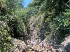 -华蓥山天意谷景区