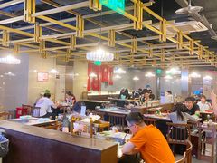 -晓宇重庆火锅(赛格国际购物中心店)