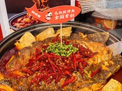 -辣尚瘾·烤鱼·新川菜(交大直营店)
