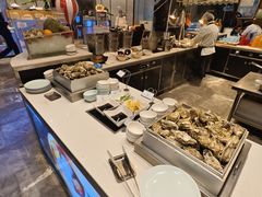 -飨食汇全日制餐厅·昆山皇冠假日酒店(九方店)