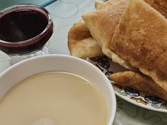 -努尔古丽奶茶