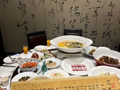 -海鸿荟·沿江菜(中山北路店)