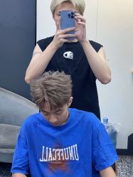 -藤野造型专业烫染接发