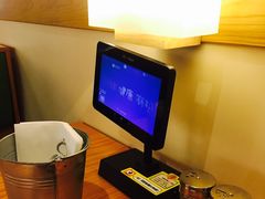 餐具摆设-So Lounge索兰至餐厅(蓝色港湾店)