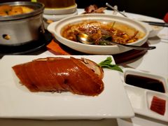 -贝勒爷·酥不腻烤鸭