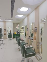 -八佰伴8008星级形象店