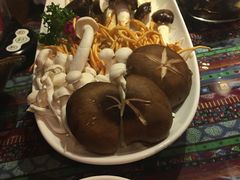 -慢丽江·云南野生菌土鸡锅(付家庄店)