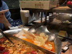 -湊湊火锅·茶憩(杭州湖滨银泰in77店)