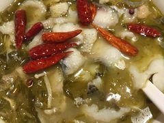 酸菜黑鱼-渝是乎酸菜鱼(龙旗购物中心店)