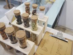 茶饮-王尔德与花