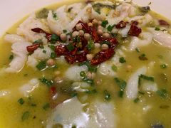 豆香酸菜鱼-徽湘园和马路串串火锅