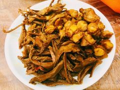 -蓝精灵饺子店
