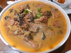 小鸡炖蘑菇-李老哈·东北菜(宋园路店)