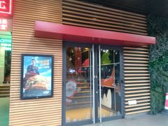 -麦当劳(龙洞店)