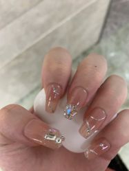 -UGIRL有个美甲